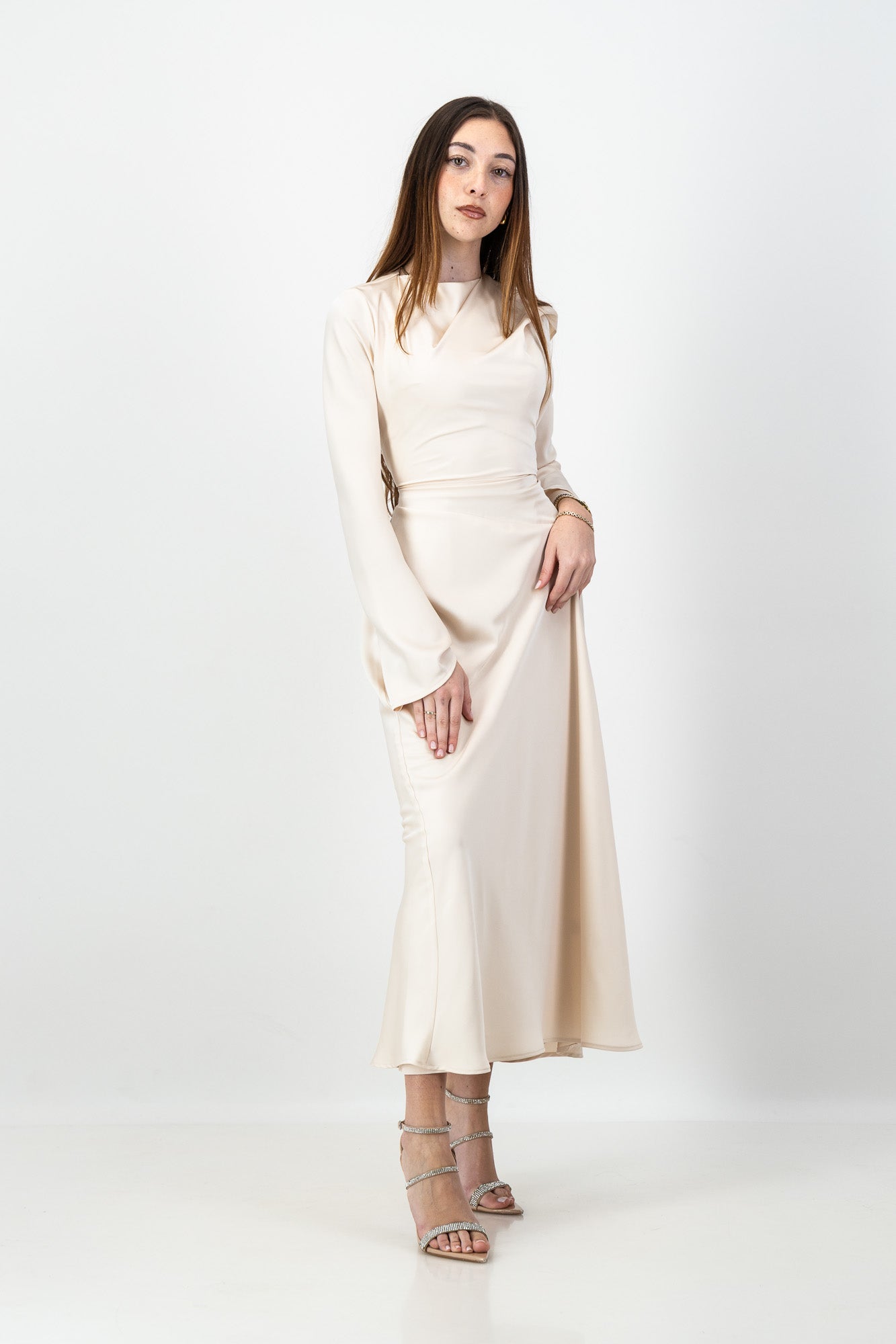 THE NUHA MAXI DRESS in Champagne