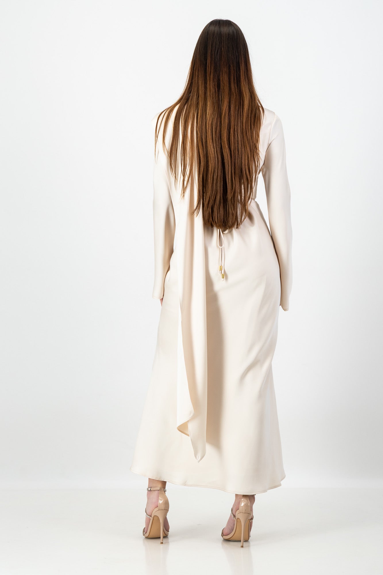 THE NUHA MAXI DRESS in Champagne