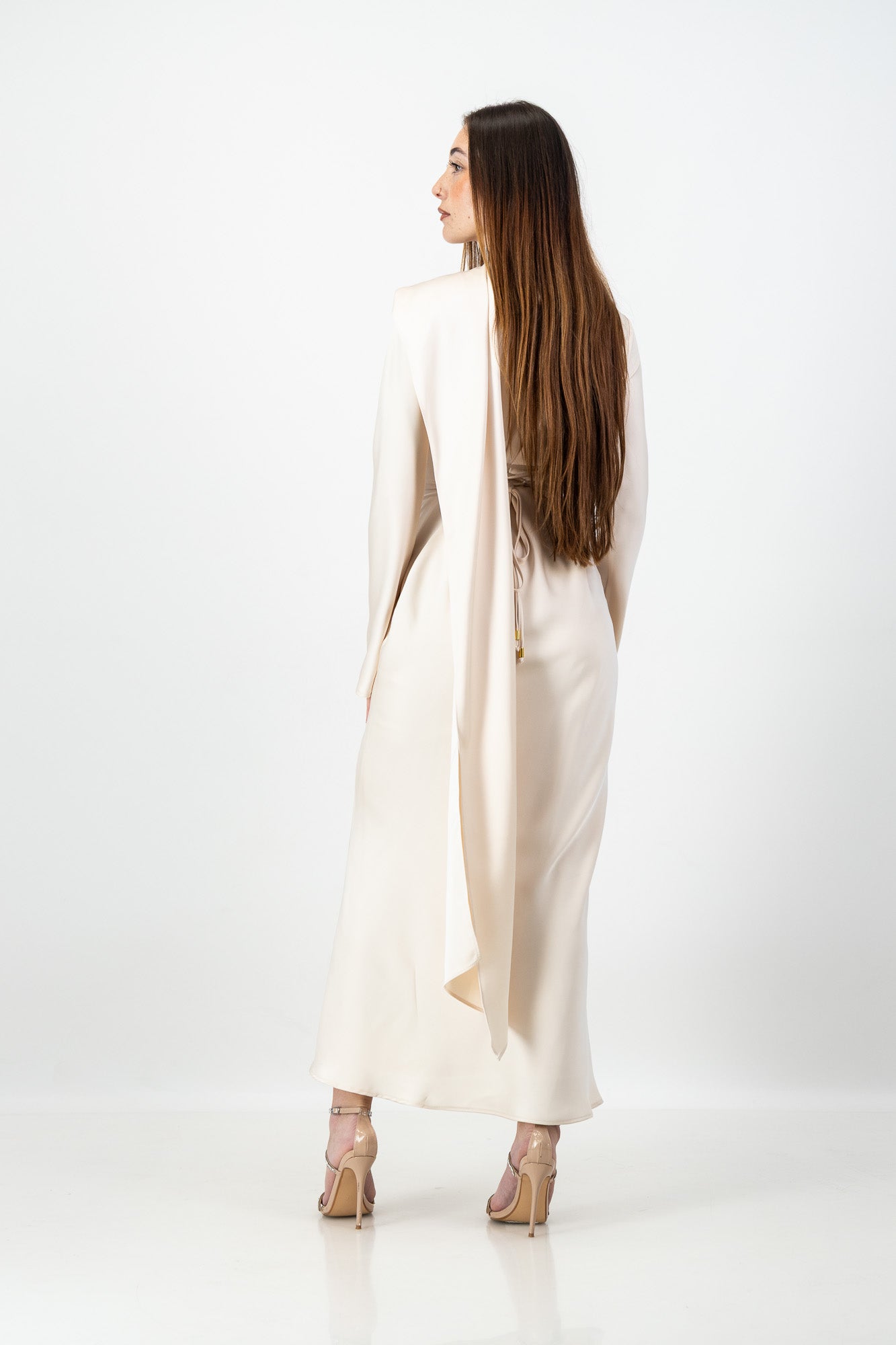 THE NUHA MAXI DRESS in Champagne