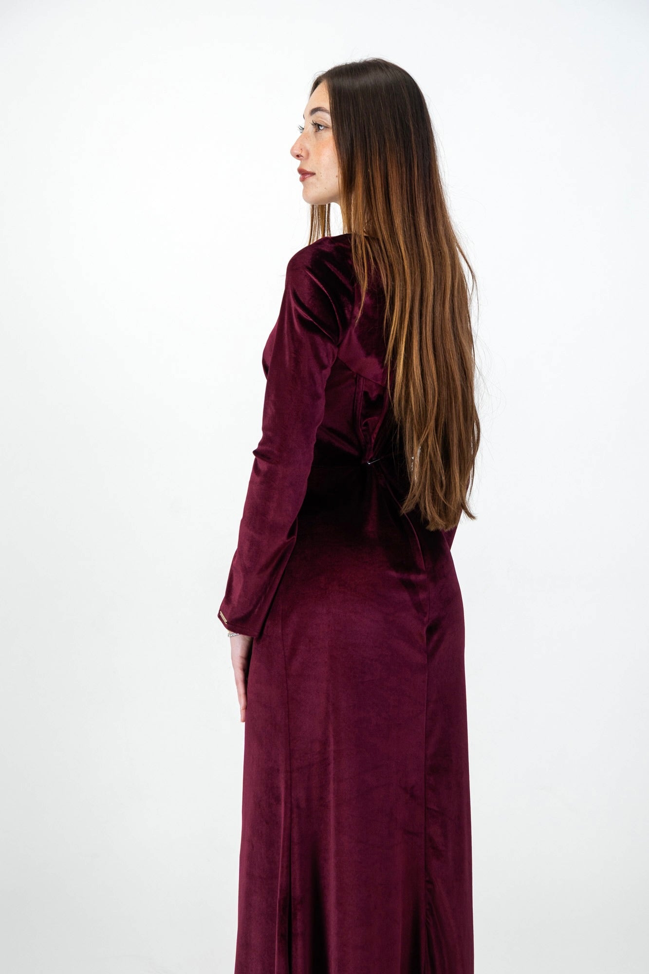 MIRA velvet Dress in Burgundy