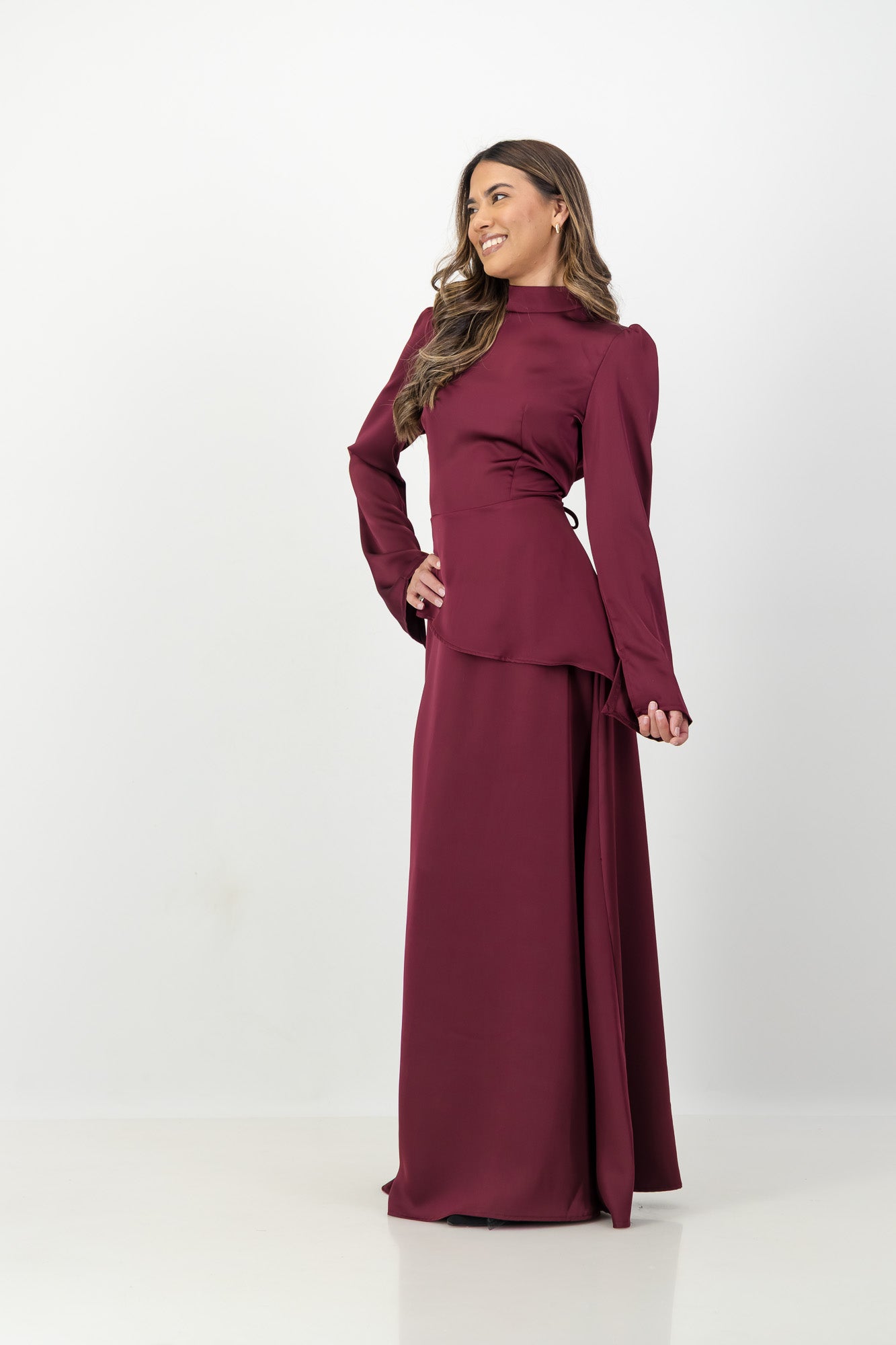 The SOFIA Dress in Burgundy