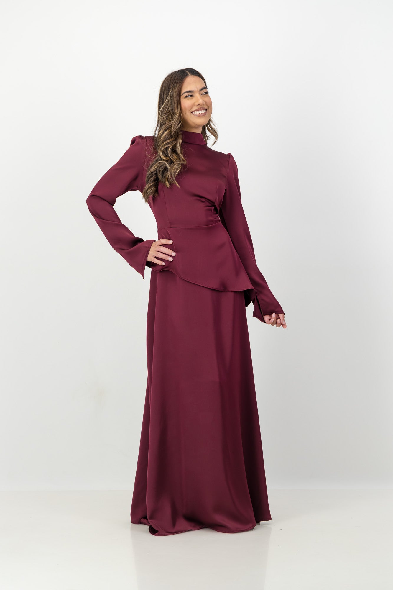 The SOFIA Dress in Burgundy