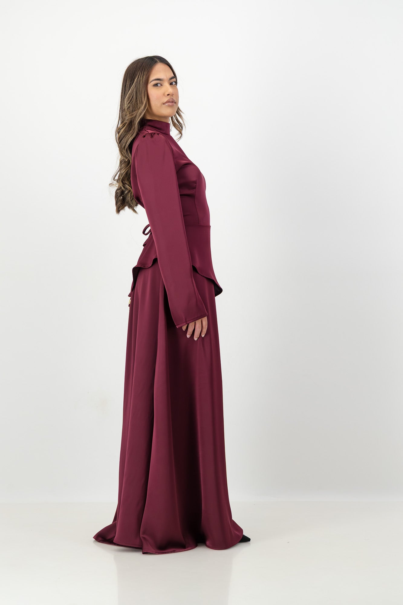 The SOFIA Dress in Burgundy
