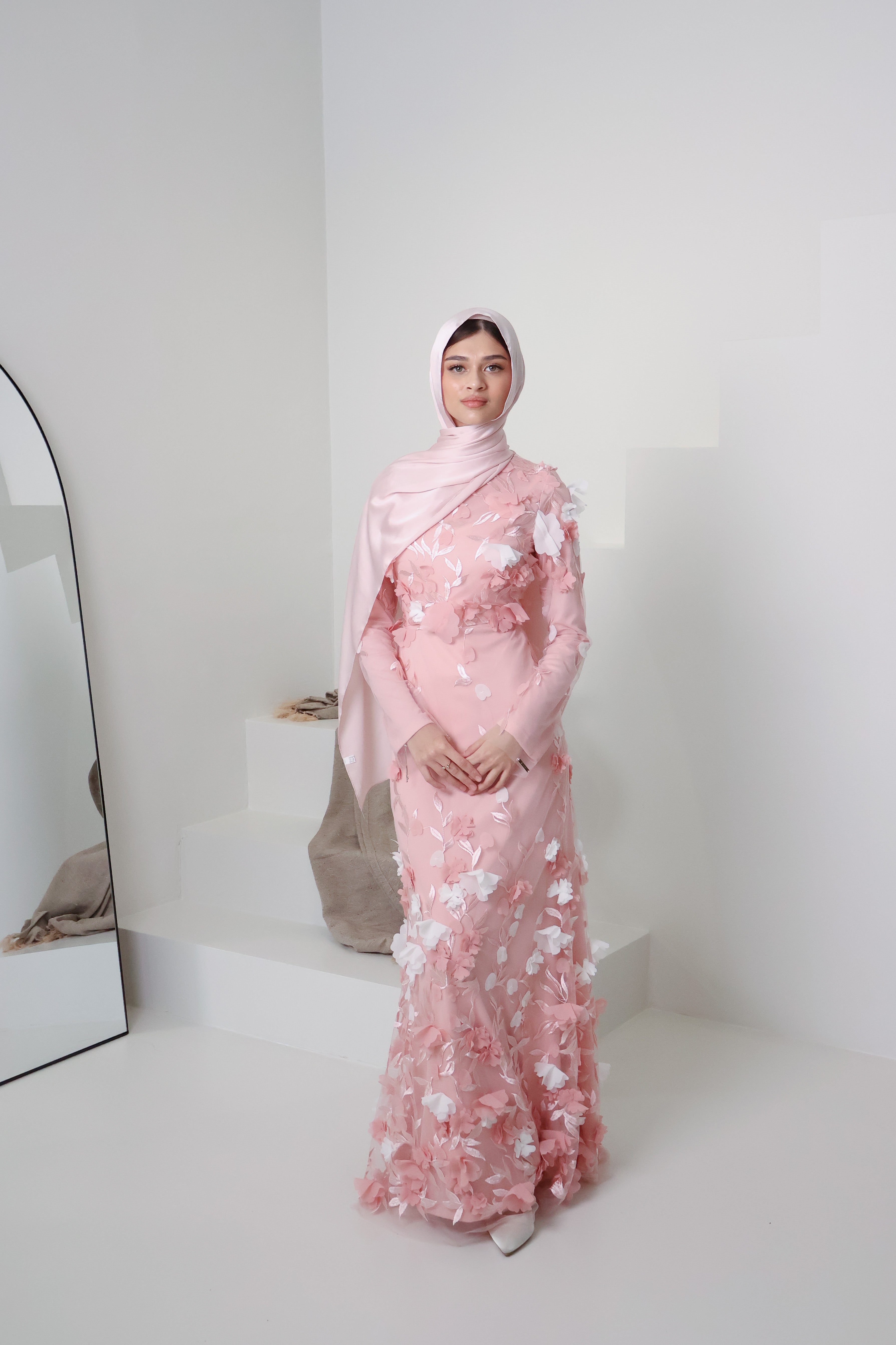 JOURI BLOOM GOWN in BLUSH