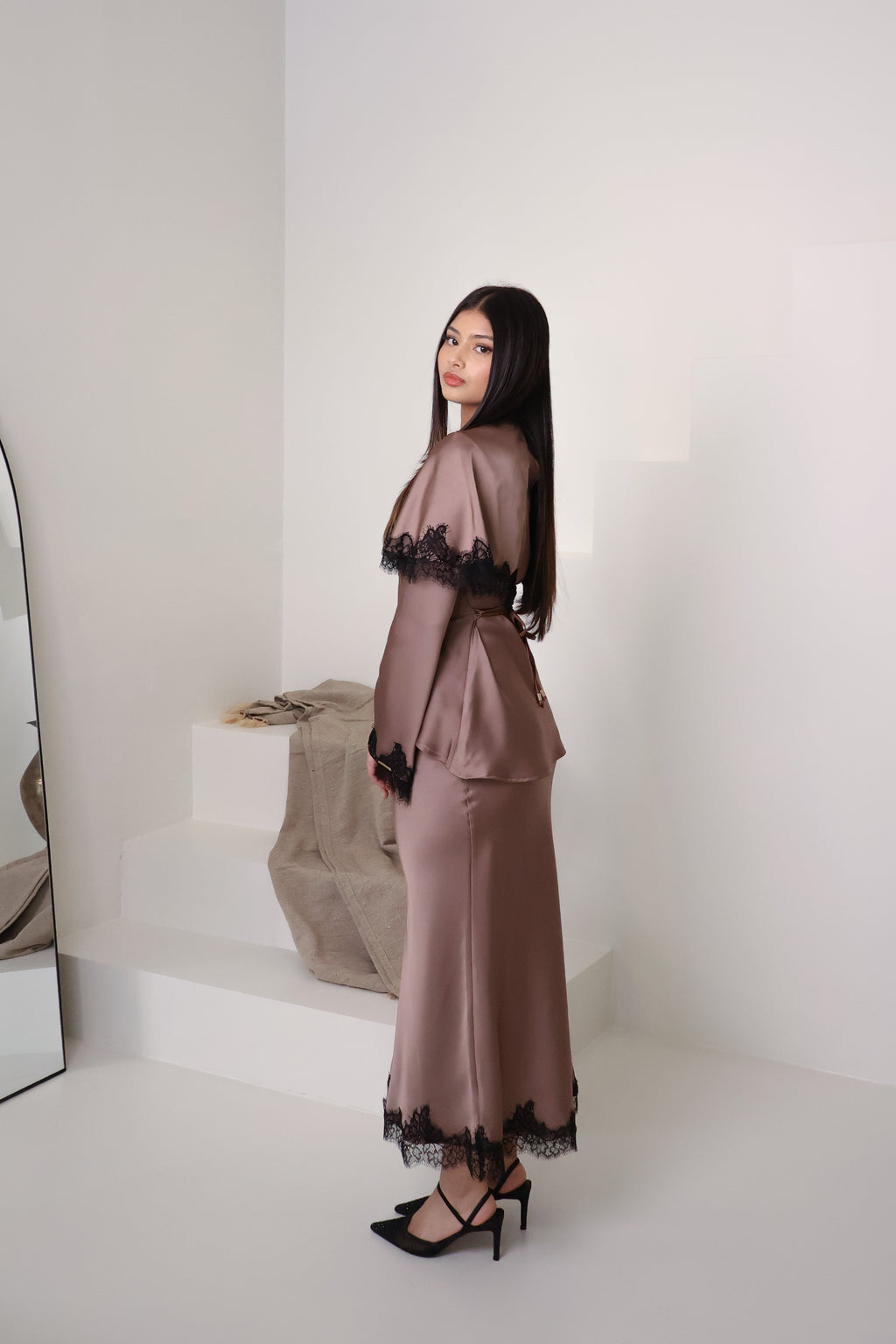 HANEEN SET in COCOA CREAM