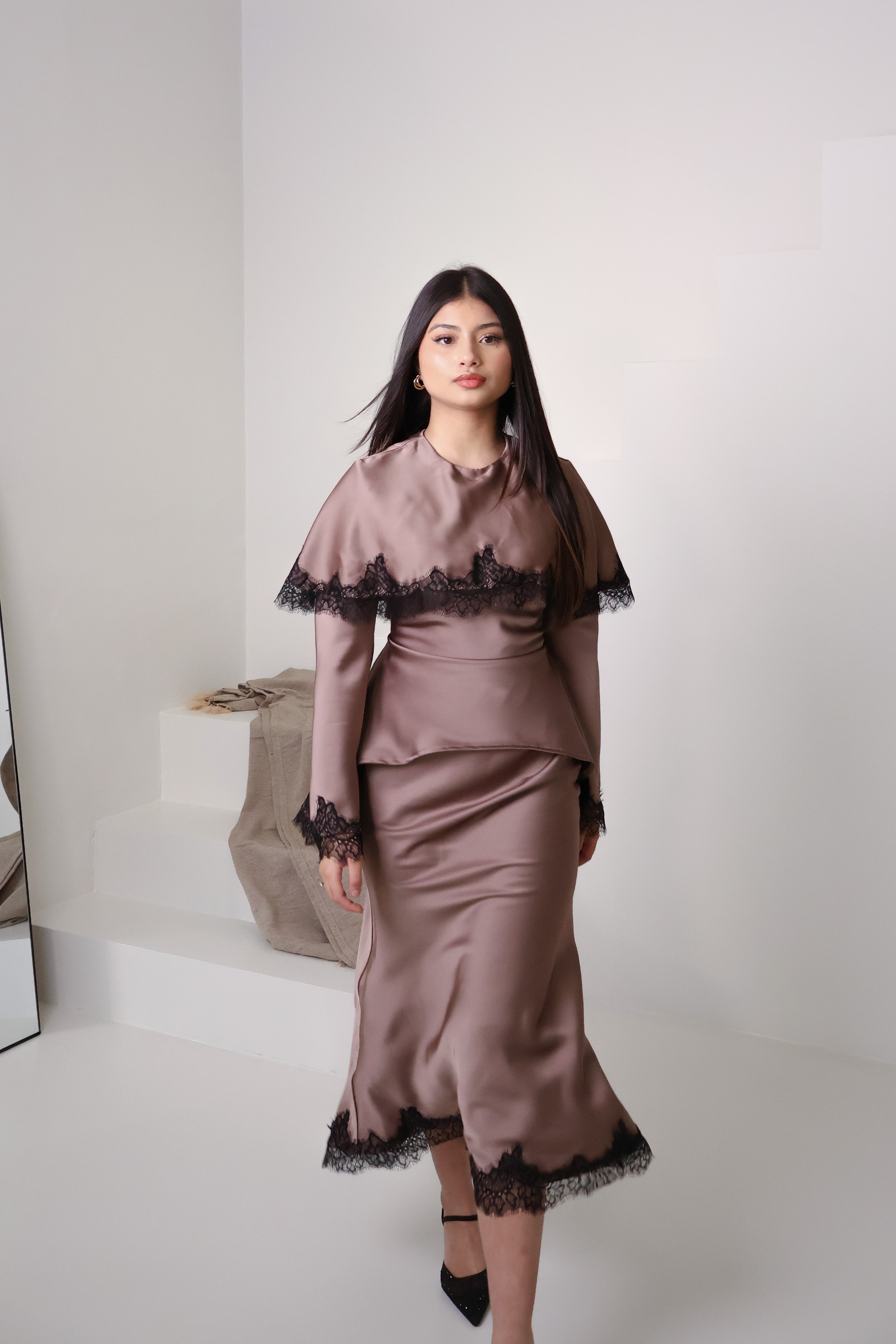 HANEEN SET in COCOA CREAM