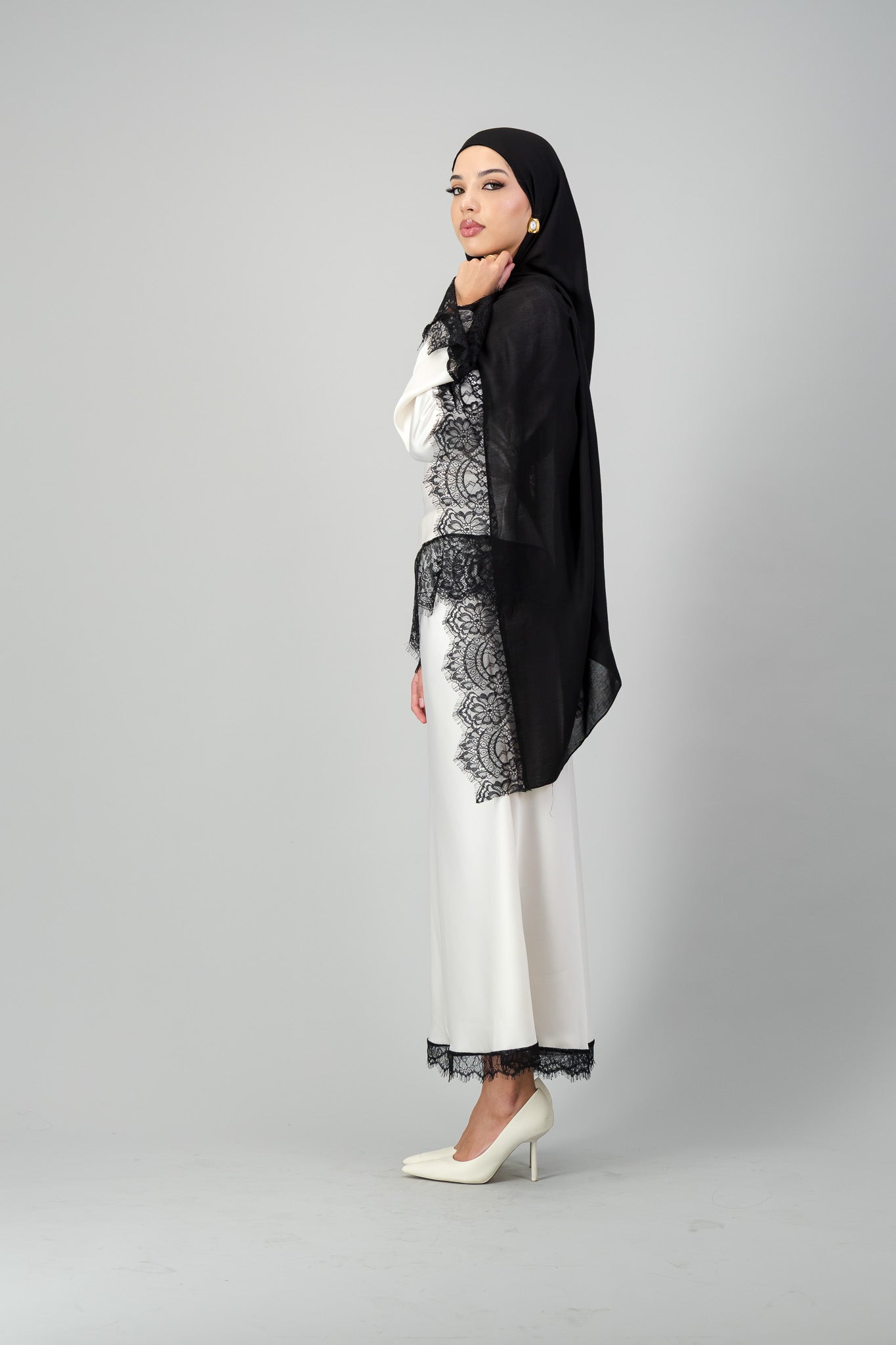 THE TALIAH in ONYX